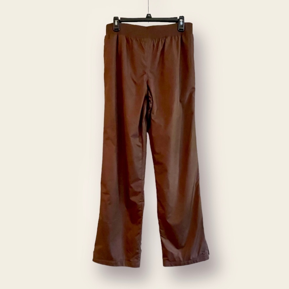 NWOT, ATHLETIC WORKS, LADIES PANTS. BROWN WITH LIME GREEN LINING. SIZE S(4/6).